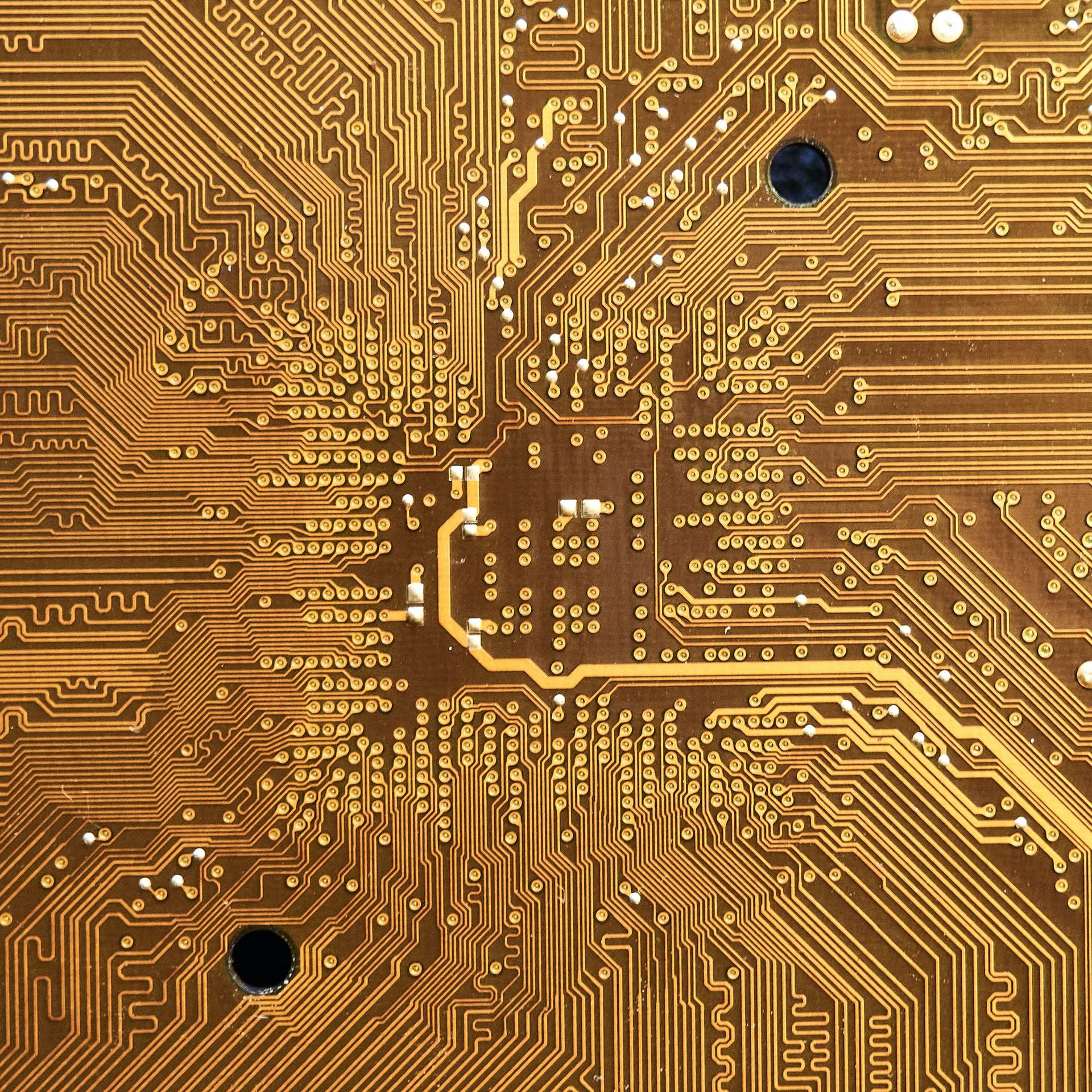 Electrical circuit traces