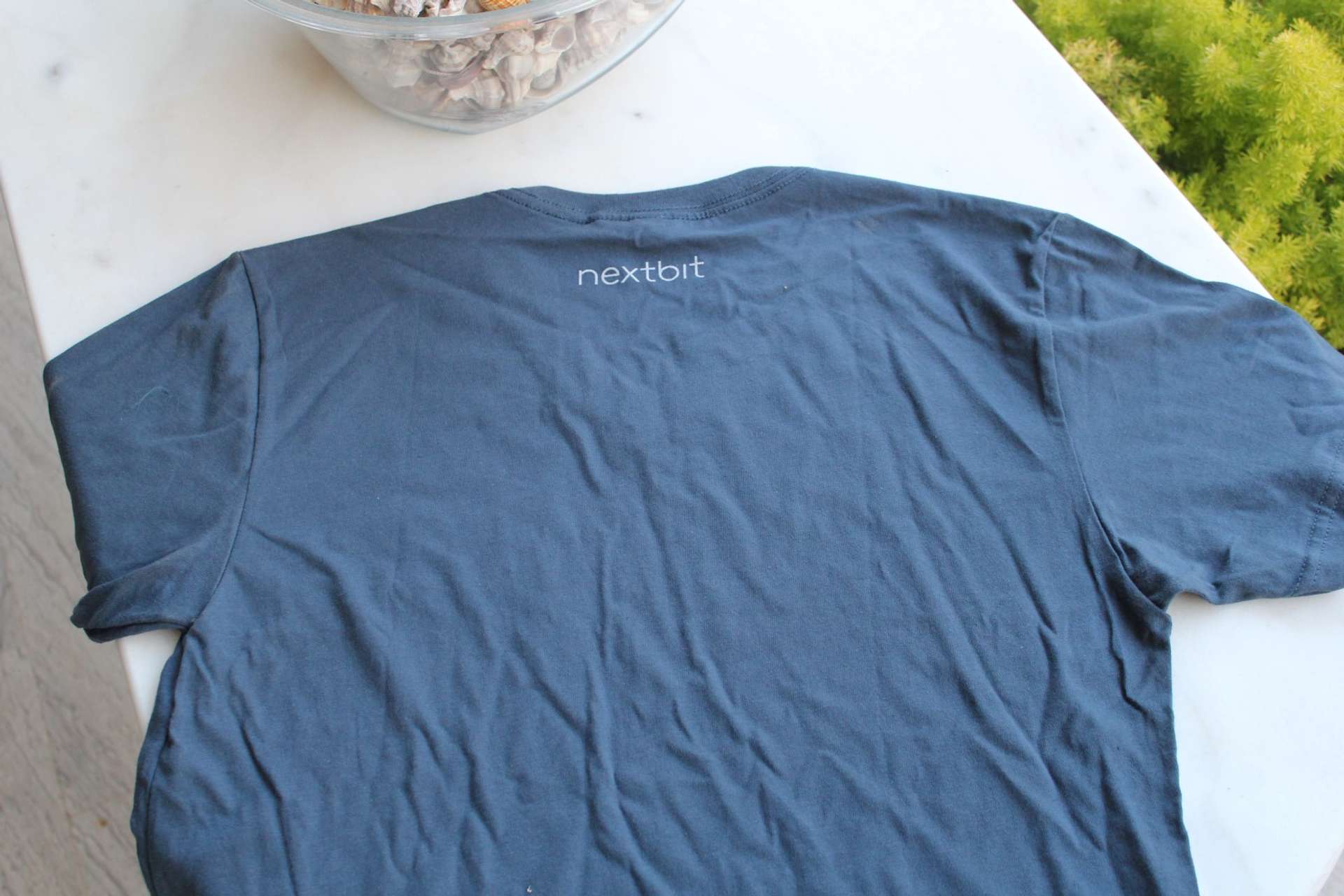 Nextbit t-shirt back